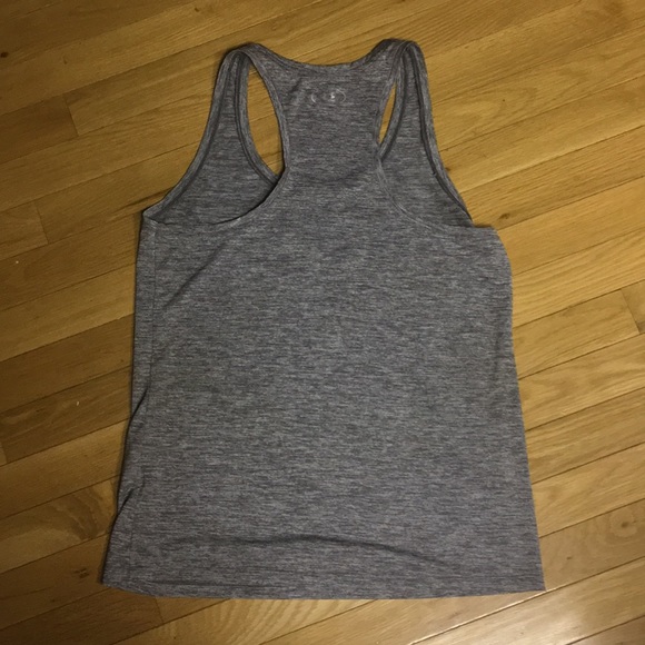Grey under armor tank top - Picture 2 of 2